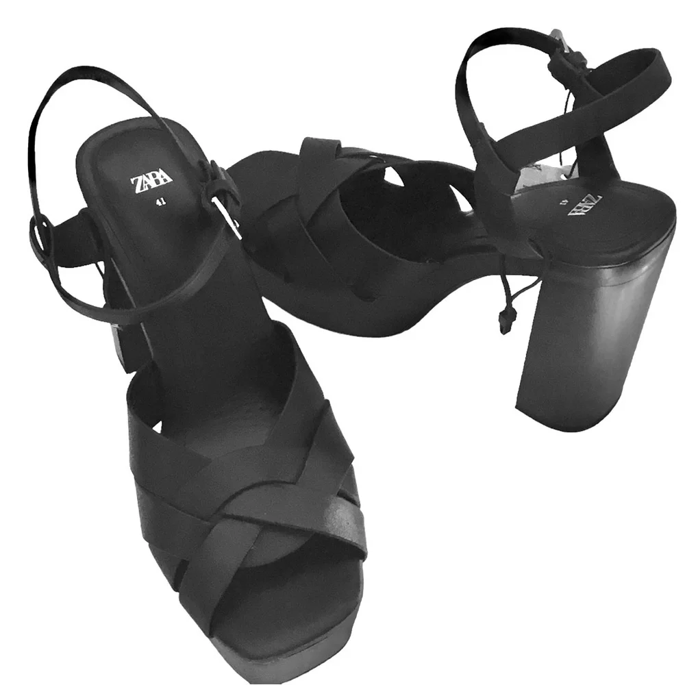 🆕 ZARA Black Y2K Platform Sandals Size 10 Leather  Ankle Strap Retro Sandals - Picture 3 of 16